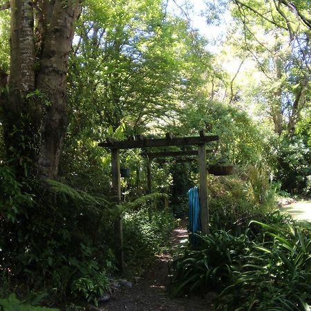 Tranquility Homestay Bed & Breakfast Upper Hutt Exterior foto