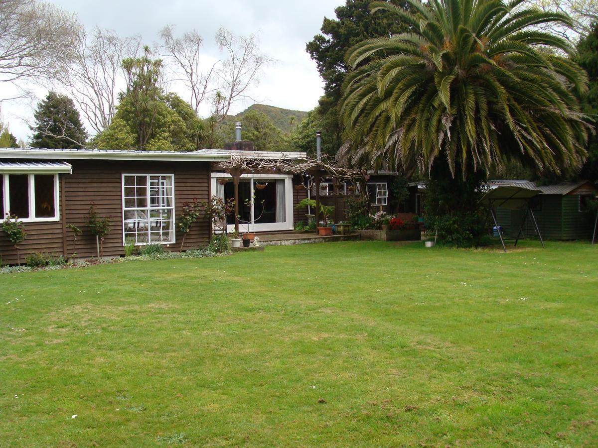 Tranquility Homestay Bed & Breakfast Upper Hutt Exterior foto