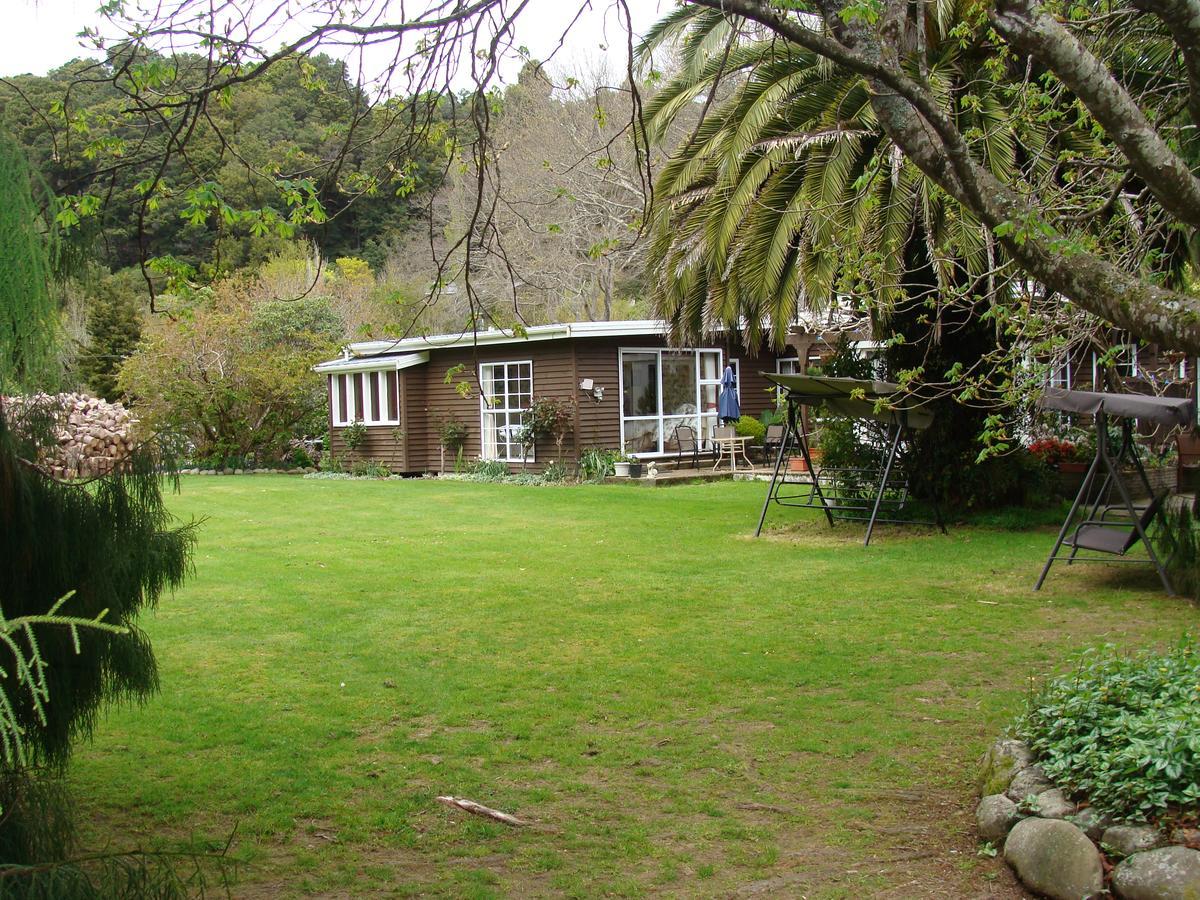 Tranquility Homestay Bed & Breakfast Upper Hutt Exterior foto